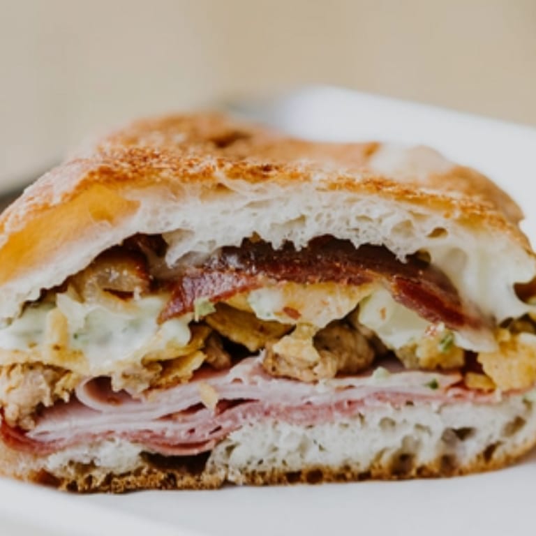 Banh Mi: A Flavorful Sandwich Option