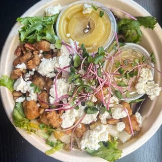 Entree Sausage & Pear Salad